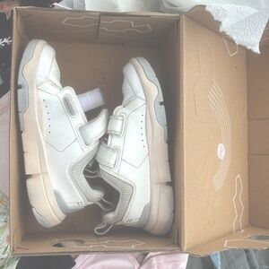 On cloud shoes for toddlers